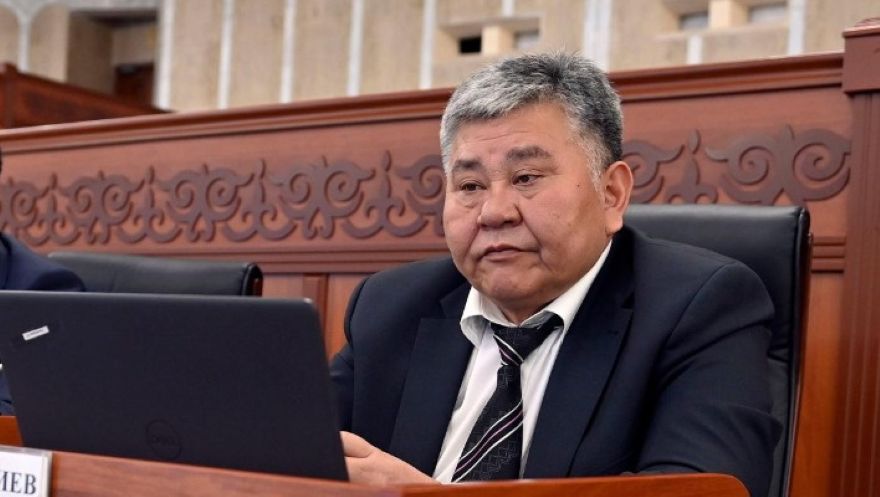 Эльмурза Сатыбалдиев Волейбол федерациясын кайрадан жетектеди