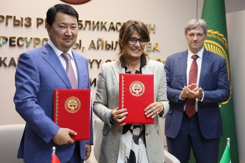 Кыргызстан менен Италия айыл чарба техникаларын өнүктүрүүдө кызматташууга макулдашты