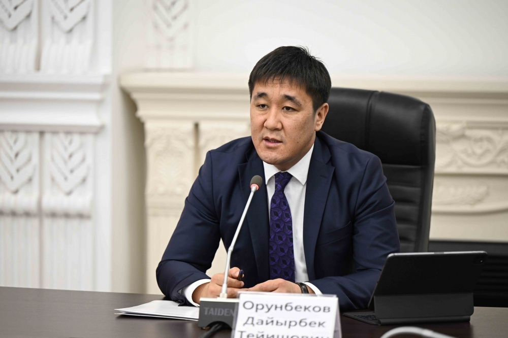 Президенттин администрациясы Орунбековдун тизмесине байланыштуу юристтин даттануына жооп берди