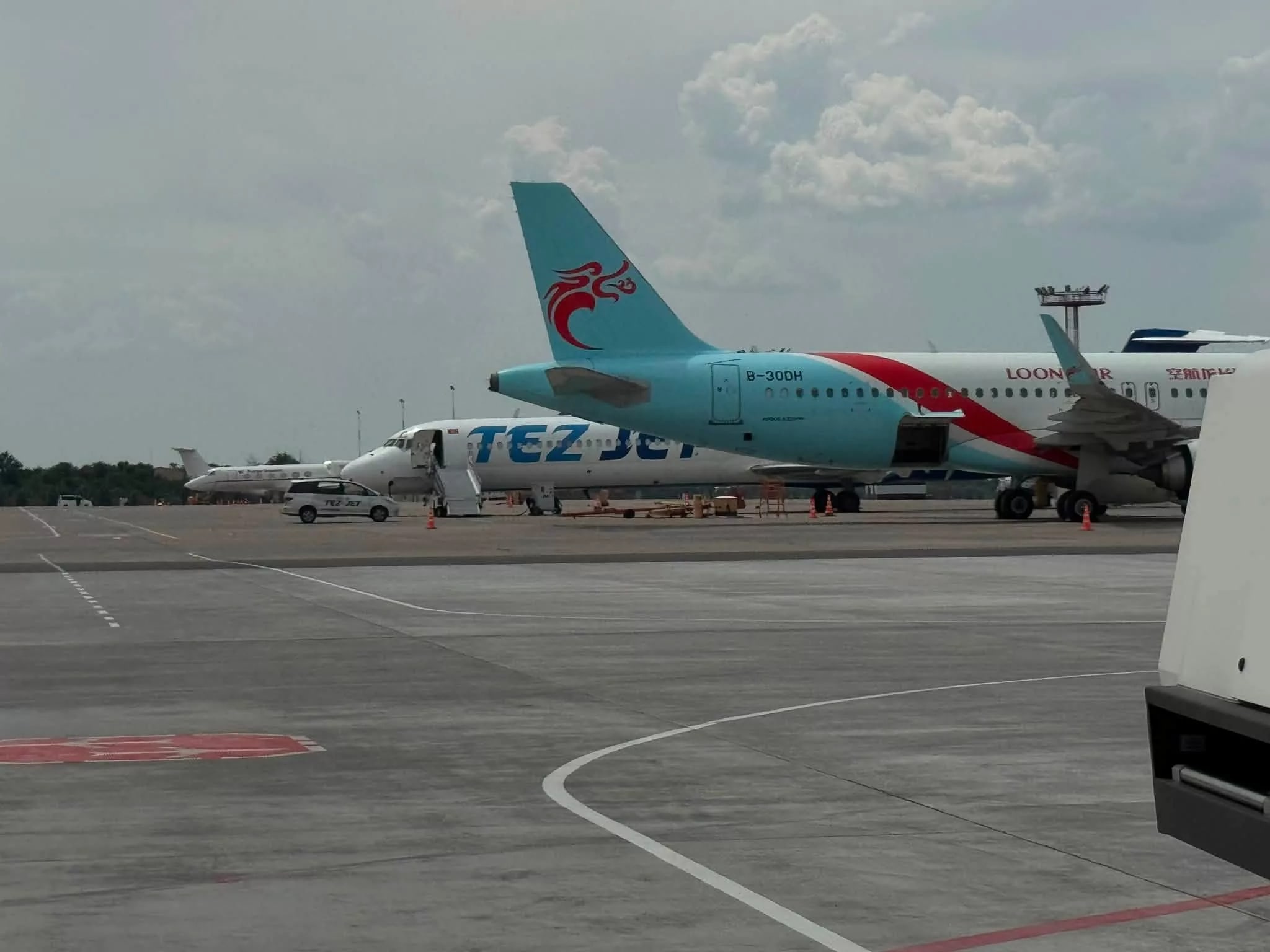 Кыргызстанда жарандык учактар толук текшерилет — TezJet жана Asman Airlines авиапроисшествияларынан кийин
