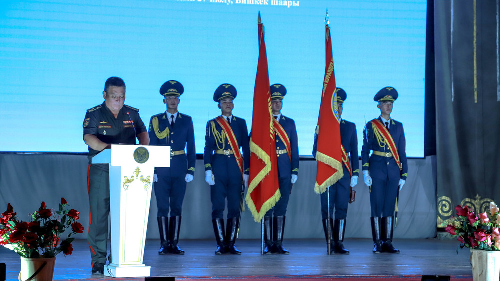 Кыргызстандын Аба коргоо күчтөрү 20 жылдык мааракесин белгиледи
