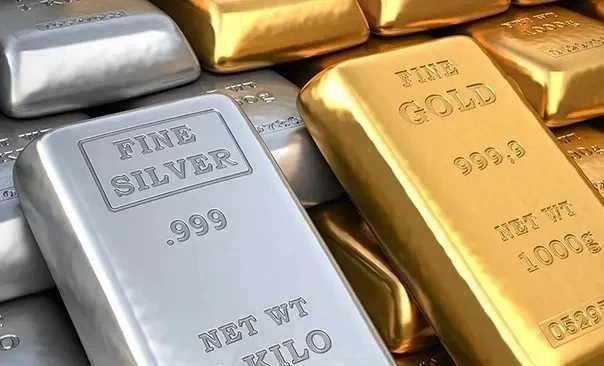 COMEX алмашуу базарында алтын менен күмүштүн баасы төмөндөдү