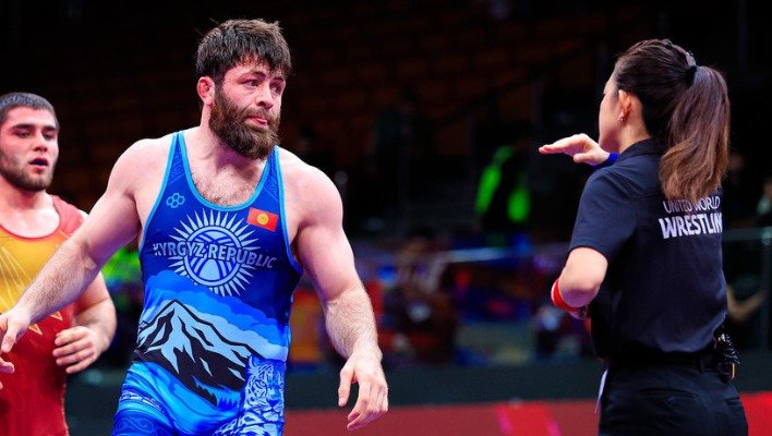 Малик Шаваев завоевал бронзу на Азиатских играх-2026 по вольной борьбе