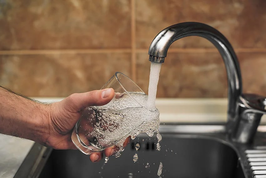 За 6 лет из запланированных 715 сел чистой питьевой водой обеспечено только 415