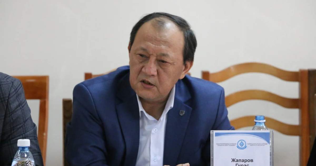 Эксперт логистика көйгөйлөрү тууралуу: Кыргызстан геосаясий кырдаалда салмактуу позицияны карманышы керек