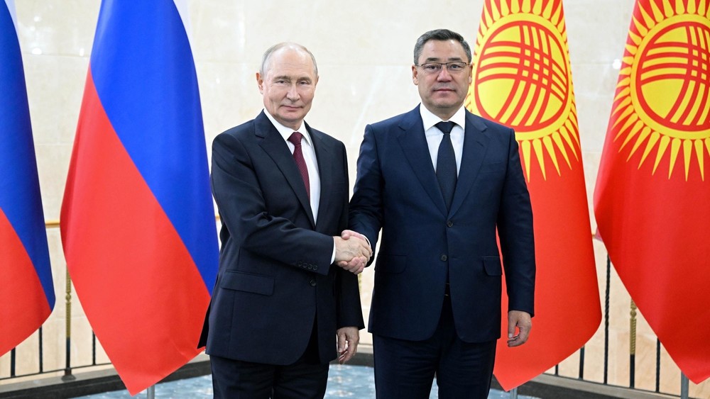 Президент КР Садыр Жапаров и Владимир Путин обсудили укрепление стратегического партнерства