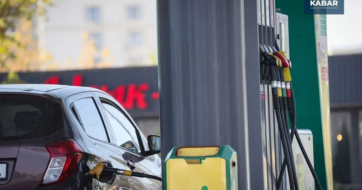 Государство субсидирует топливо: Президент Жапаров о сдерживании роста цен на ГСМ