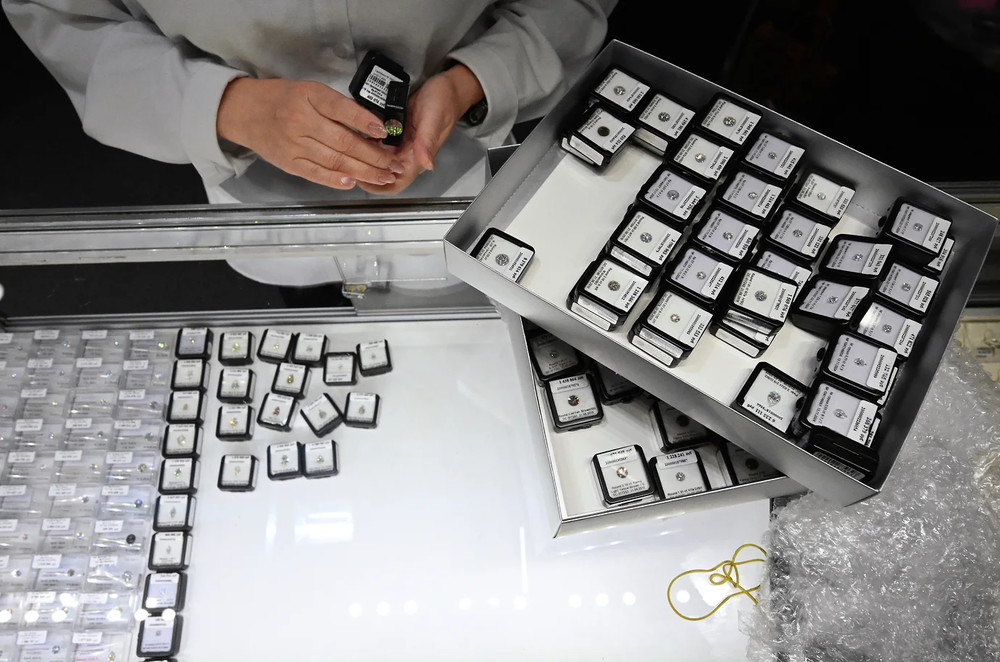 Мелкие бриллианты подорожали на 15% с начала года, но индекс цен начинает падать