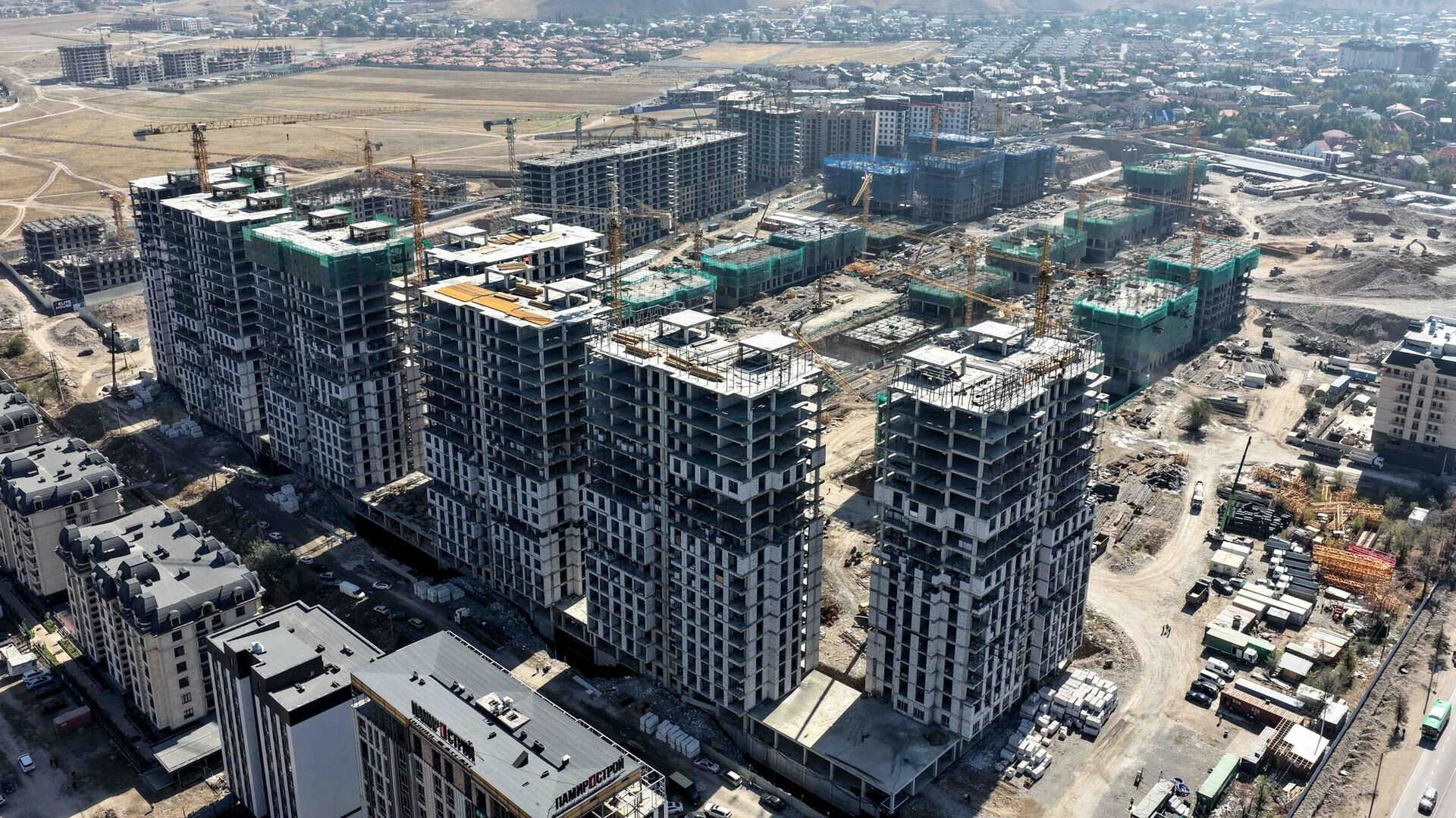 Комитет Жогорку Кенеша поддержал реструктуризацию кредитов ГИК на 35 млрд сомов