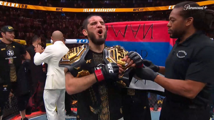 Ислам Махачев защитил титул в UFC 330 в Филадельфии
