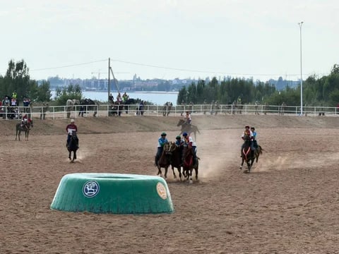 Фото: Кабар (рус.)
