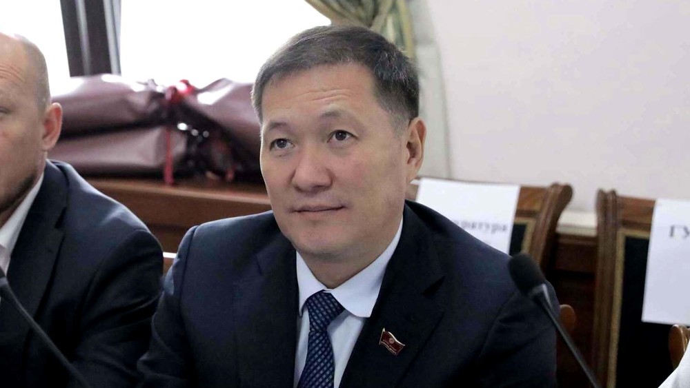 До 80% постановлений Бишкекского горкенеша не исполняются, заявил депутат