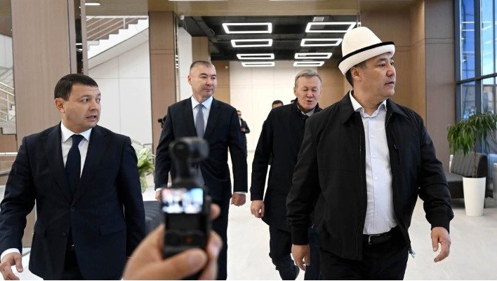 Президент Садыр Жапаров принял участие в открытии Инновационно-креативного центра в Нарыне