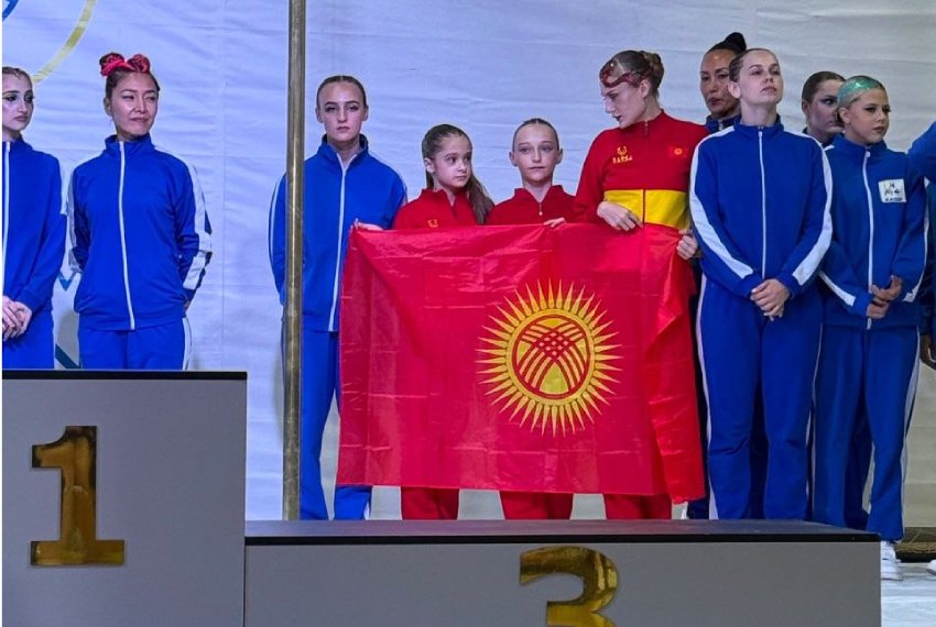 Кыргызстандык акробатчы кыздар Чехияда өтүүчү дүйнө чемпионатына жолдомо утуп алды