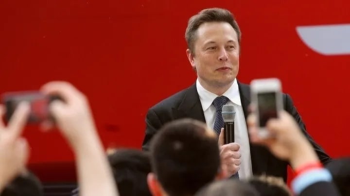 Илон Маск Starlink аркылуу T-Mobile жана Verizonду кысымга алууну пландап жатат