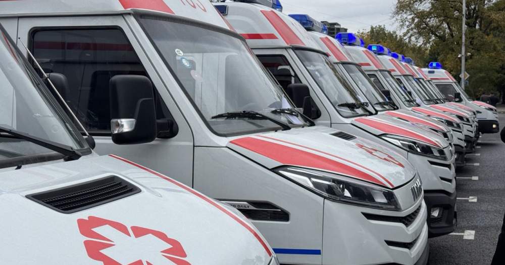 Минздрав КР закупает 73 автоскорой помощи для регионов: сроки поставки и план развития