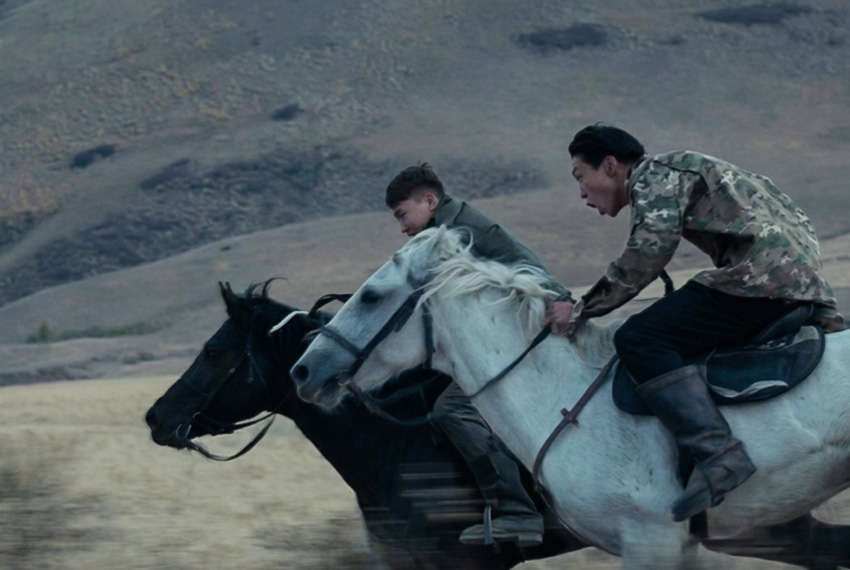 Кыргызский режиссер Тыныстан Темиржан получил грант Asian Film Awards за фильм «Прости меня, друг»