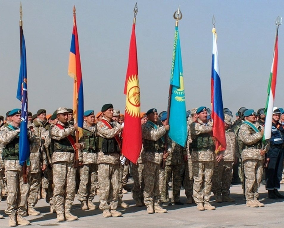 ОДКБ планирует поставки вооружения в Таджикистан для усиления границы с Афганистаном