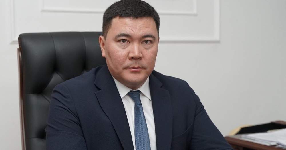 Министр Токтобаев разъяснил требования к горнодобывающей отрасли: фокус на местных кадрах и закупках