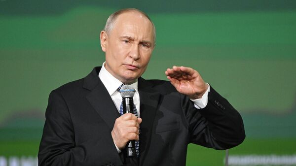 Путин: Орусия Украинадагы согушту баштаган эмес, ага жооп кайтарууда