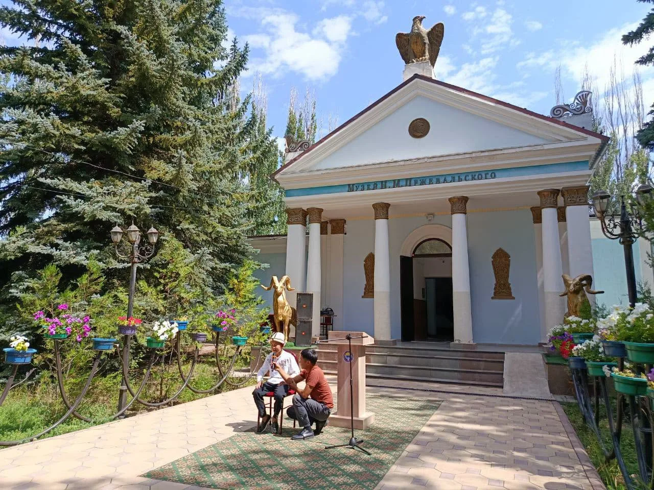 Сүрөт: Кабар (рус.)