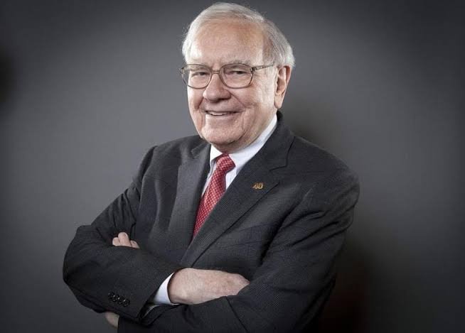 Уоррен Баффетт покинул пост председателя совета директоров Berkshire Hathaway