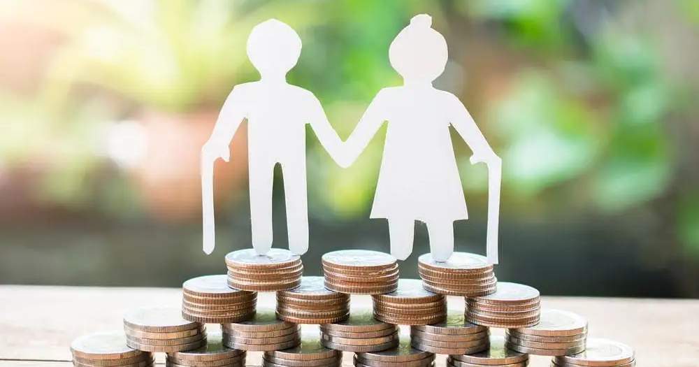 Мамандардын пенсияларын кайра эсептөөгө кошумча 4,4 миллиард сом бөлүнгөн