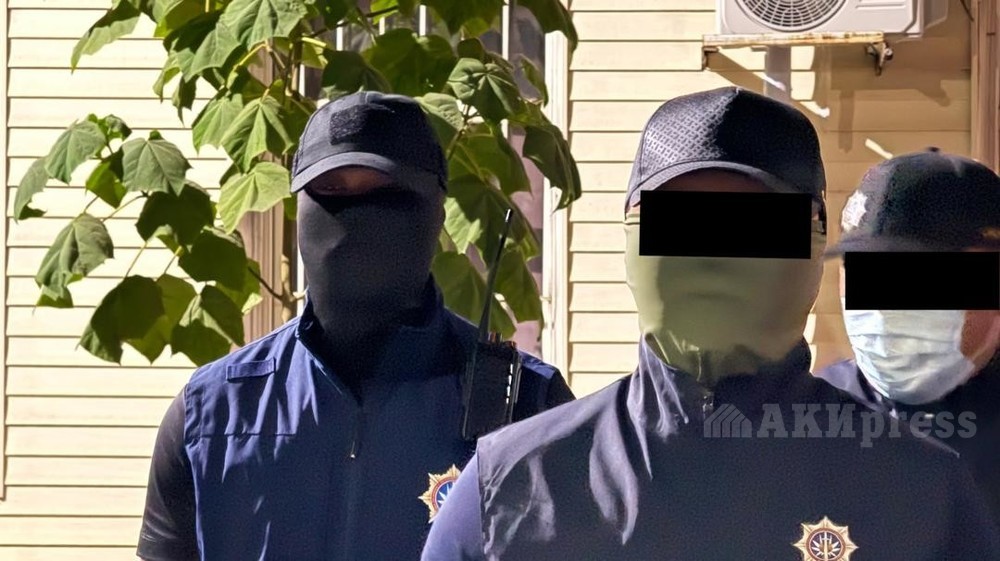 Бишкекте «Наркотрафик» түнкү рейди: барлар, караоке жана клубдар текшерилди
