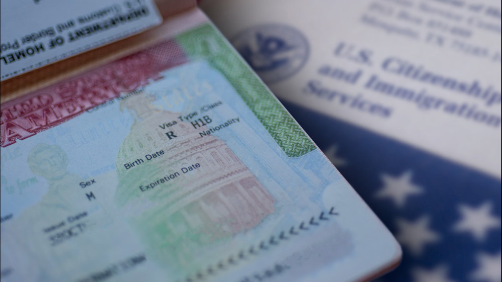 По решению суда Госдепартамент США обязан открыть регистрацию на лотерею грин-карт DV-2027