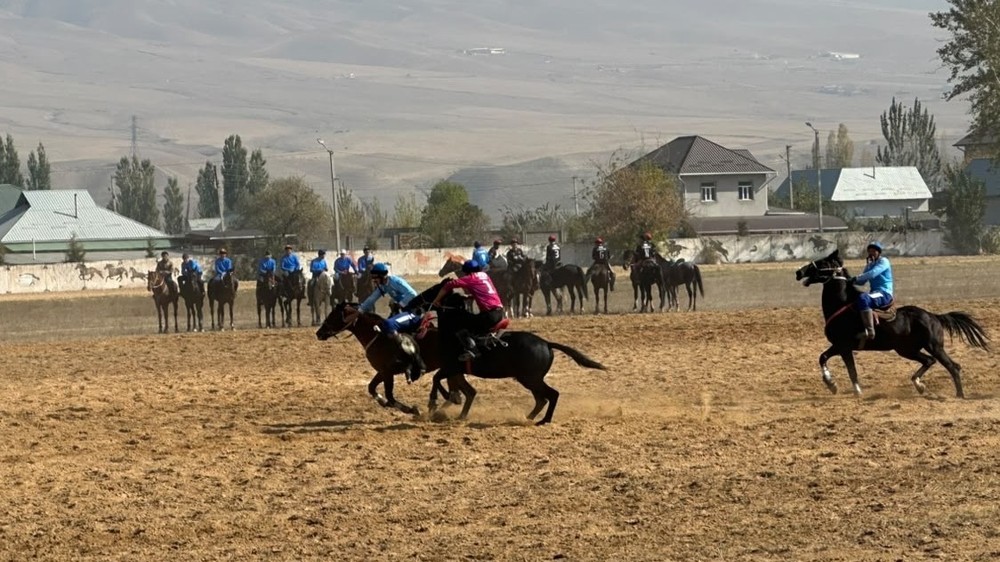 Фото: Turmush