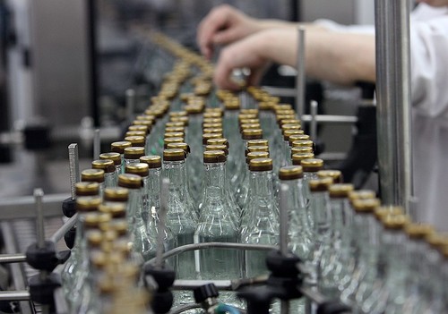 Минэкономика спирттүү продукцияга алынуучу алымдарды 50% га көтөрүүнү сунуштайт
