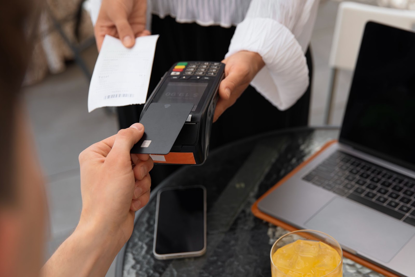 В Кыргызстане планируют обязать передавать данные о продажах в ГНС через фискальное ПО