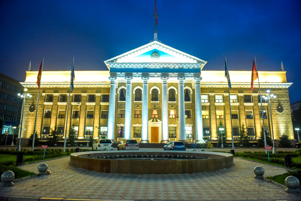 В Бишкеке временно приостановят работу ТРЦ и рынки из-за подготовки к крупным мероприятиям