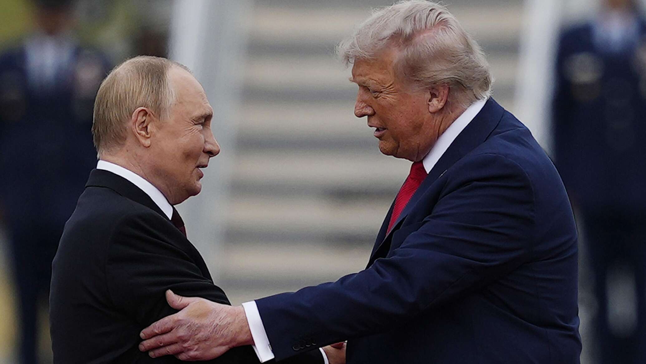 The New York Times: Вашингтон менен Москванын мамилеси Киев үчүн оор сокку болду