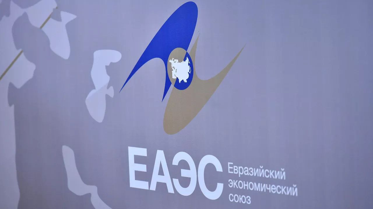Транспортные потоки в ЕАЭС растут: статистика по грузо- и пассажироперевозкам в Кыргызстане