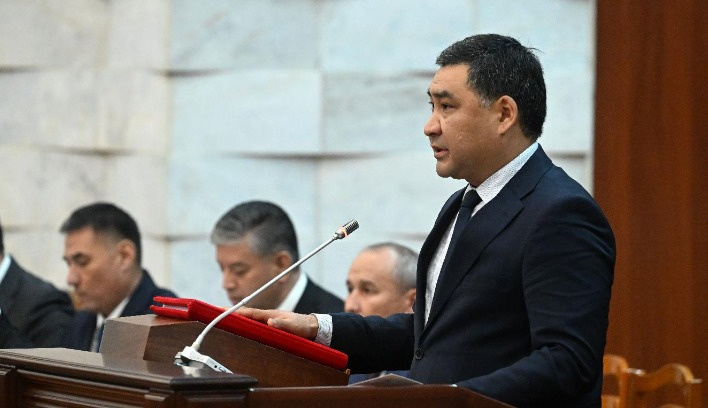 Кыргызстан баасына карабастан күйүүчү майды кайсы булактан болбосун сатып алат — вице-премьер